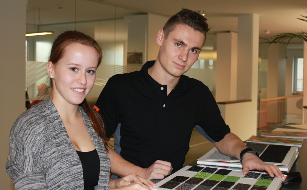 DHBW Studenten im Unternehmen